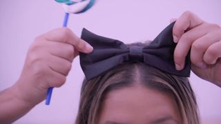 MAY AKEMI - Alice no pais da putaria cosplay deu o cuzinho e a bucetinha e olha so como ela engoliu a porra