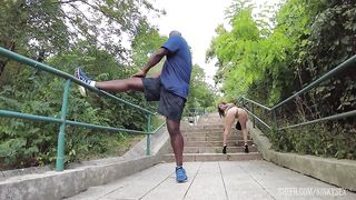 LINA JONES DP DAPED PISSING