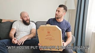 WET PIZZA DELIVERY, PISS BILLE STAR 3ON1, DP, DAP, PEE DRINK AND MESSY CUM IN MOUTH