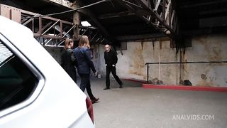 Lety Howl meets in a parking lot