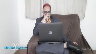 Cavalona receives dick in the mouth and in the ass and rolls tasty
