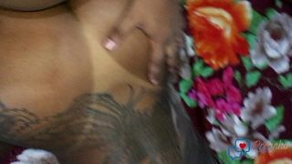 MORENA CAVALA COM MARQUINHA DE BIQUINI