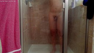 CYNO SOLO SHOWER SCENE