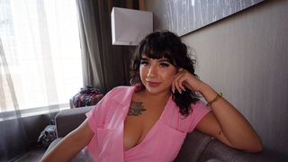 CURVY LATINA WITH BIG TITS AND BIG BOOTY GET DICK DOWN KITTY KEWPIE