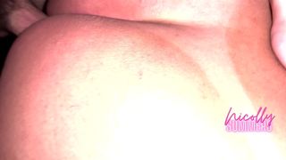 DEI SEM CAMISINHA PRO ENTREGADOR DOS CORREIOS - NICOLLY SUMMERS