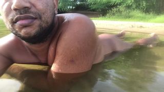 RED 084 I LIKE TO SEE THE BIG GUY IN SWIM TRUNKS