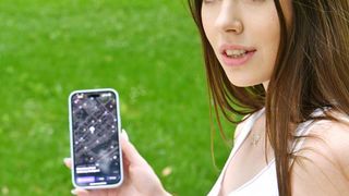 NAUGHTY TOURIST PRINCESS ALICE INVITES STRANGER IN FOR NO STRINGS ANAL SEX GP3137