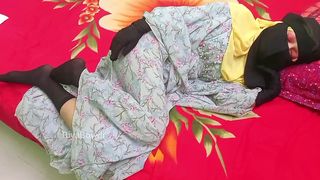 BOUDI S HUSBAND IS NOT AT HOME, I FUCKED BOUDI IN HER SLEEP