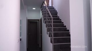 Carmen Leroi gets her asshole fucked.