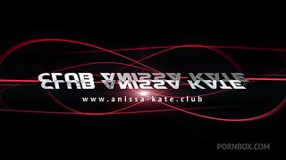 Carmen Leroi gets her asshole fucked.