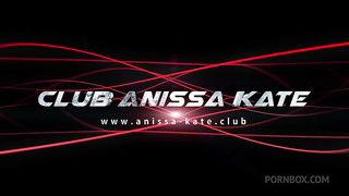 Carmen Leroi gets her asshole fucked.