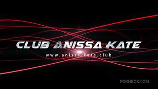 Montse Swinger - Angie White - Juan Lucho