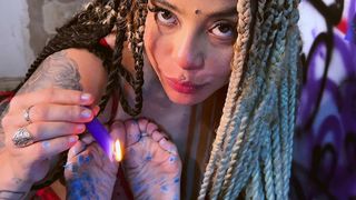 DRIPPING HOT CANDLE WAX ON MY SOLES AND TOES