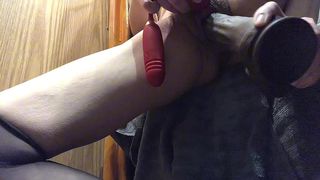 FUCKING SLUTTY SLOPPY HOLE WITH BBC DILDO COCK