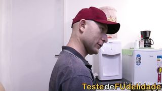 Fodeu a meia irma depois que ela pediu para tirar fotos nuas