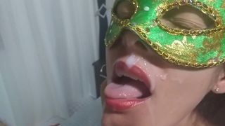 Compilacao de porra na boca engolindo leite