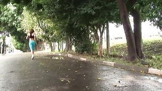 Milf woman like to fuck the neighbor