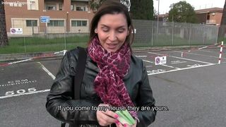 CURVY ITALIANA PER 500€ SI FA ROMPERE IL CULO DA UNO SCONOSCIUTO - ENGLISH SUBTITLES
