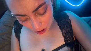 36 COGIEDNO CON MI MEJOR AMIGO