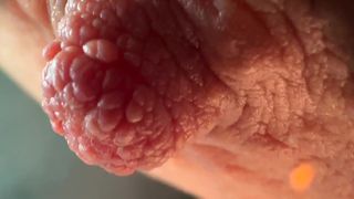 EXTREME CLOSE UP ON MY NIPPLES PLAY ... I THINK YOU NEVER SEE IT