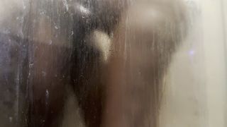 SHOWER SEX TIME