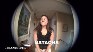 Un photographe cochon depucelle le cul d'une charmante demoiselle!