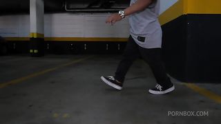 Wee man fucks brazilian blonde