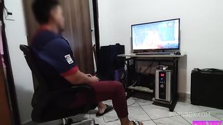 If my cousin wants to play on my PC, she has to do it sitting on my lap