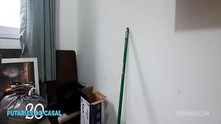 Peitos grandes e gigante