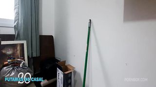 Peitos grandes e gigante