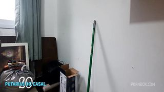 Peitos grandes e gigante