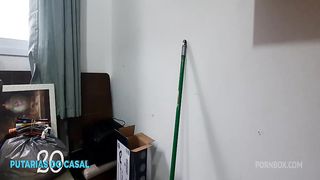 Peitos grandes e gigante