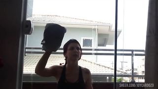 A domestica me deu a bunda