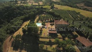 Girlfriends win as a prize in a draw a totally free stay to spend a few days in a paradisiacal place. Of course, they took advantage and showed that the greatest prize they could win was each other.