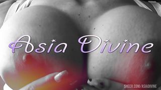 Guardami la figa e il culo, sborra sulle mie grosse tette - Asia Divine