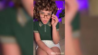 HOW RAHYNDEE GETS AN A+ FROM HER HORNY TEACHER