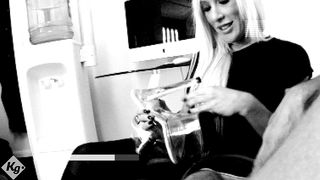 HIDDEN CAM CAPTURES THE PORN STAR EXPERIENCE