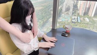 清纯秘书为升职加薪主动献身老板~落地窗前被爆操内射!