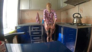 BLONDE HARD ROUGH FUCK BIG DICK IN SEXY LINGERIE