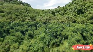 Minha amiga, Ana Julia , cheia de tessao me liga e me chama para tranzar