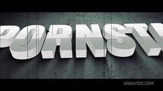 morena dos peitos naturais sentando na pica com o cuzinho | Lana Poison | LP Producoes