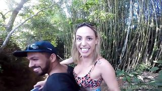 ELA QUICA COM O CU NA ROLA GROSSA