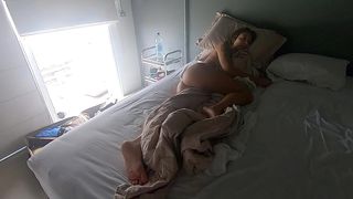 JA ACORDEI COM O CUZINHO PISCANDO...