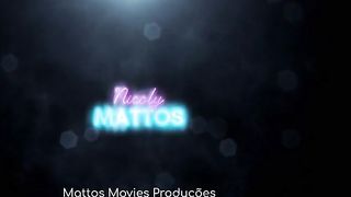 Sentada na cara e mamada na rola de todo mundo