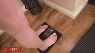 SLIM AND MATURE MODEL ASHLEY TEE AUDITIONS FOR FITNESS CLOTHES MODELLING AND FUCKS AGENT