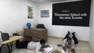 Threesome school with the miss Roxana