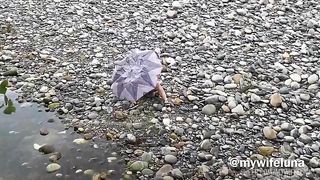 A ride to the river turns into a good fuck