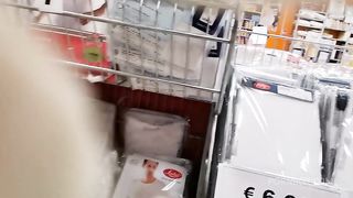 Farts in a very risky shopping mall!