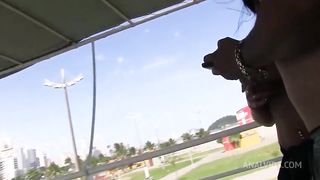 Linda morena sentando gostosa no pauzao do Ed Junior