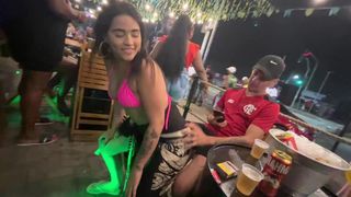 Baile em Rio de Janeiro acaba em menage e DP com casal de novinhos